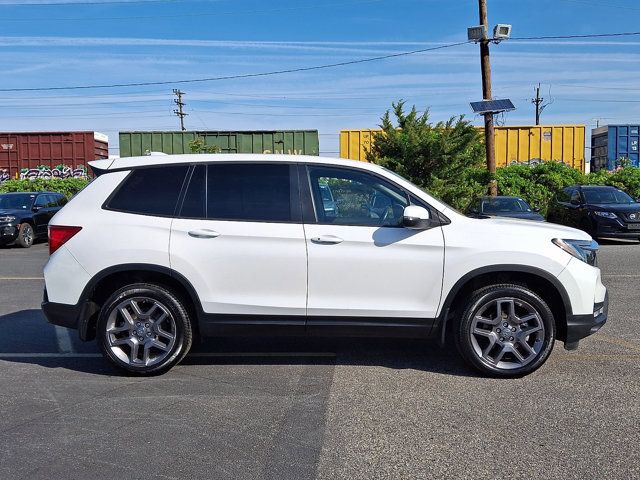 Platinum White Pearl 2023 Honda Passport SUV / Crossover All-Wheel Drive Automatic
