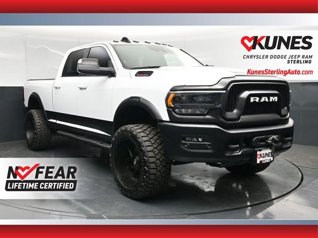 Bright White Clearcoat 2022 RAM 2500 Pickup Truck Four-Wheel Drive 8-Speed Automatic