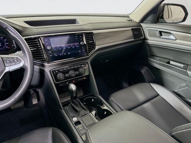 2021 Volkswagen Atlas SEL photo