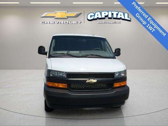Used 2025 White Chevrolet Work Van image 9