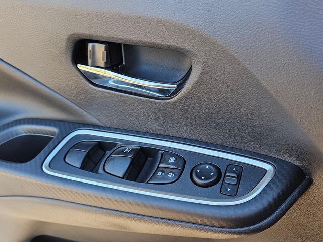 New 2025 Black Nissan 1.6 SR image 27