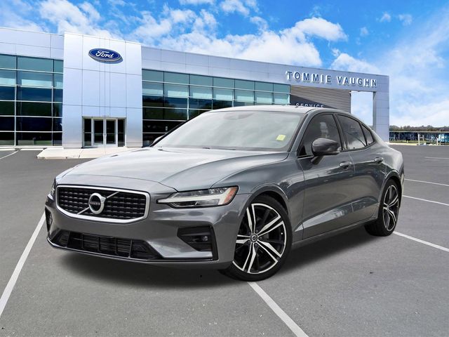 2019 Volvo S60 T5 R-Design