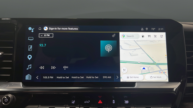 Used 2025 Summit White Chevrolet LT image 31
