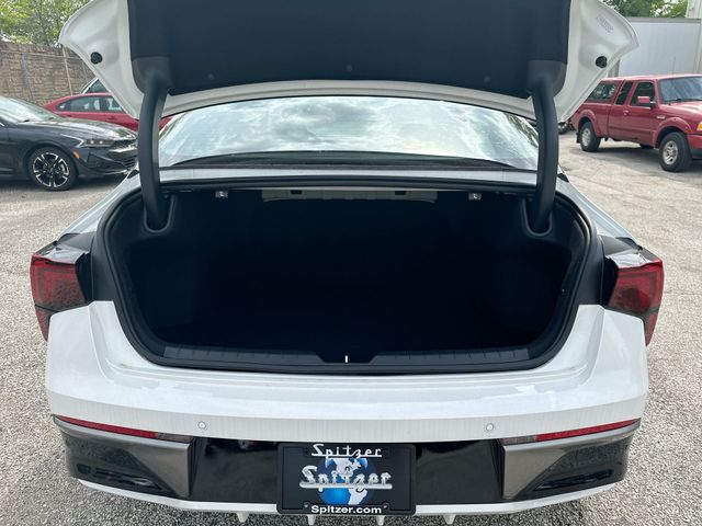 New 2026 White Kia LXS image 21