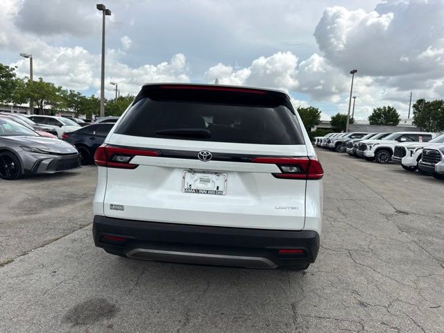 2024 Toyota Grand Highlander Limited - Photo 11