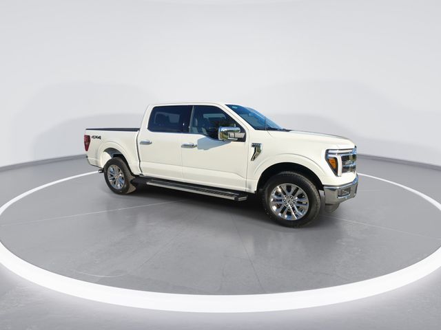 New 2026 Star White Metallic Tri-Coat Ford Lariat® image 2