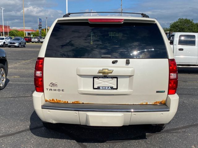 2011 Chevrolet Tahoe LTZ 5