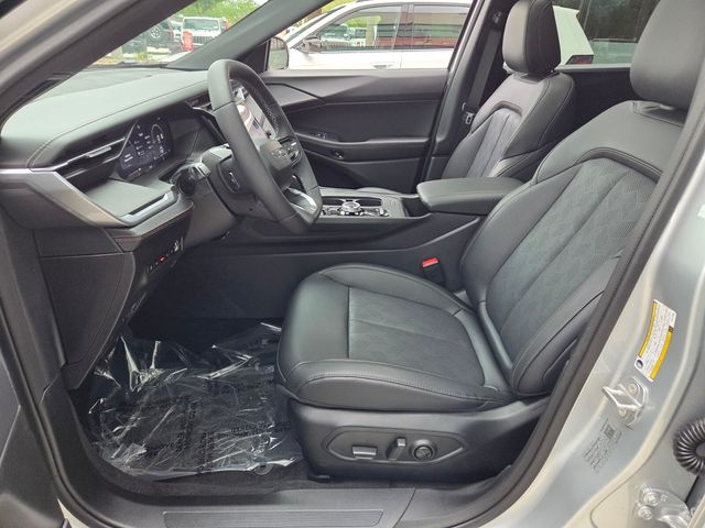 New 2026 Silver Jeep Overland image 4