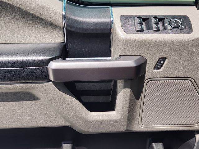 2020 Magnetic Metallic Ford F-150 XLT RWD Truck