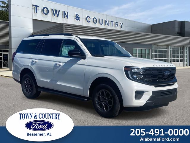 Star White Metallic Tri-Coat 2025 Ford Expedition SUV / Crossover Four-Wheel Drive Automatic