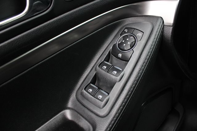 Used 2017 Black Ford Base image 7