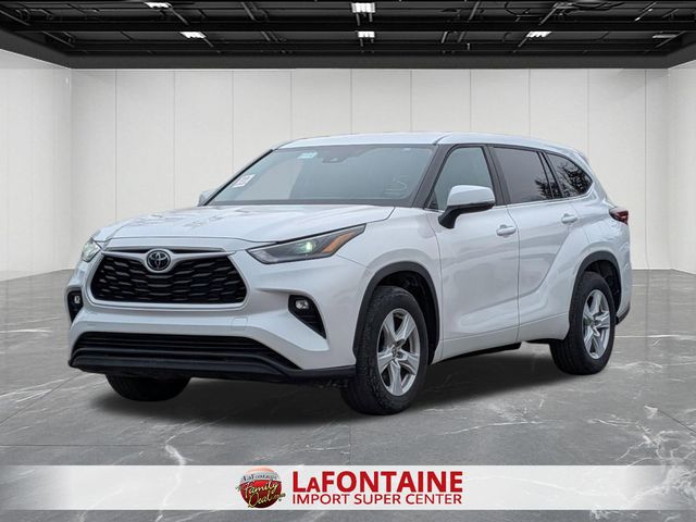 2024 Toyota Highlander LE