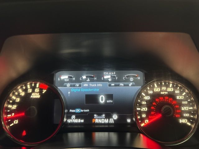 View vehicle photo 7