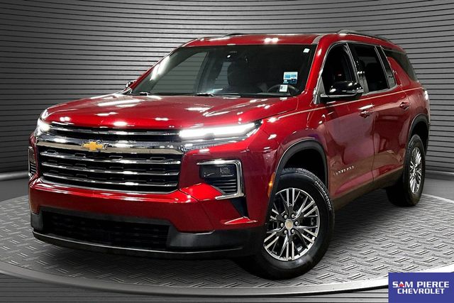 Radiant Red Tintcoat 2025 Chevrolet Traverse SUV / Crossover Front-Wheel Drive 8-Speed Automatic