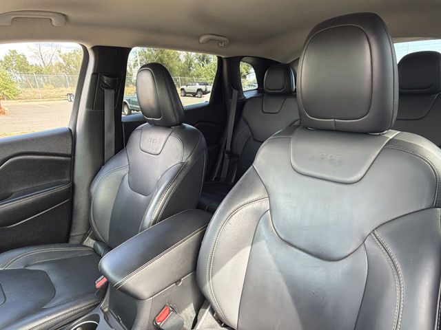 Used 2016 Jeep Cherokee SUV