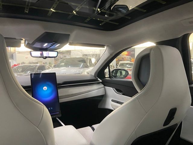 2023 Fisker Ocean thumbnail 28