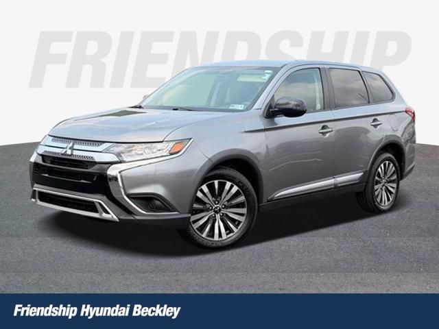Gray 2020 Mitsubishi Outlander SUV / Crossover All-Wheel Drive Continuously Variable Transmission