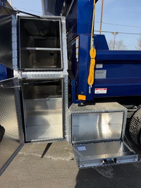 2026 Ford F-550 Super Duty Chassis Cab XL - Photo 6