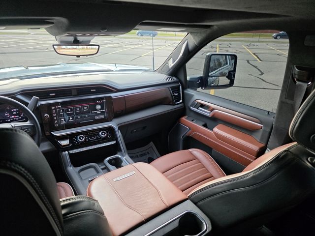 2024 GMC Sierra 3500HD Denali Ultimate