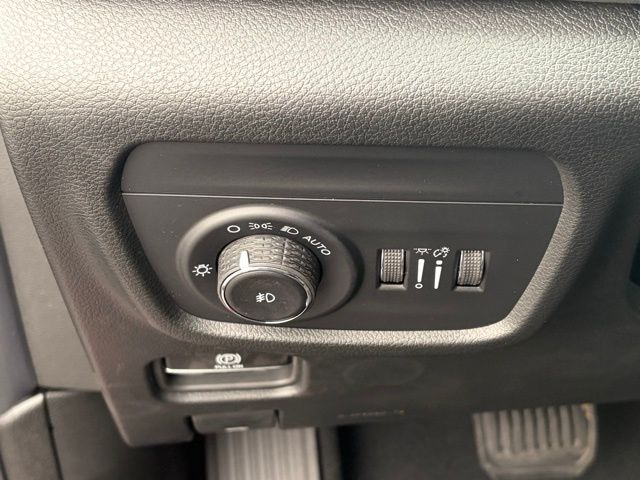 new 2025 Jeep Grand Cherokee L car, priced at $47,625