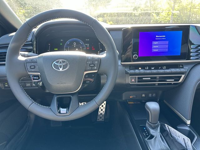 2025 Toyota Camry SE 7