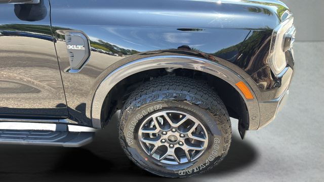 Used 2024 Black Ford XLT image 36