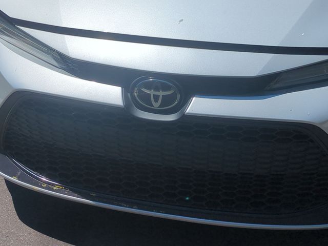 Used 2022 Silver Toyota L image 24