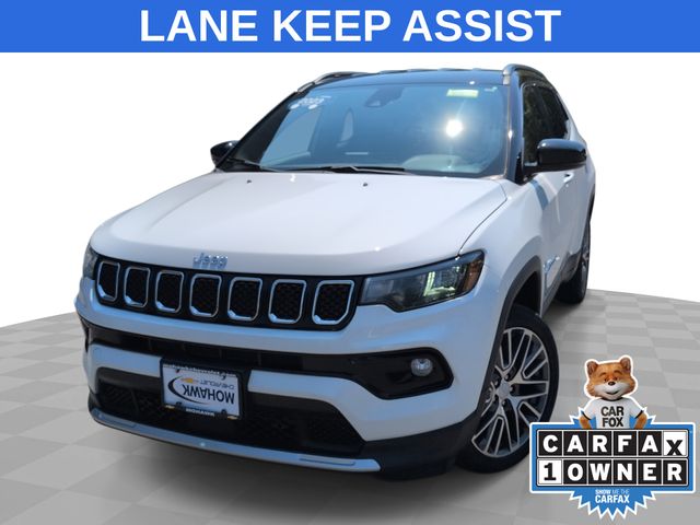 Bright White Clearcoat 2023 Jeep Compass SUV / Crossover Four-Wheel Drive 8-Speed Automatic