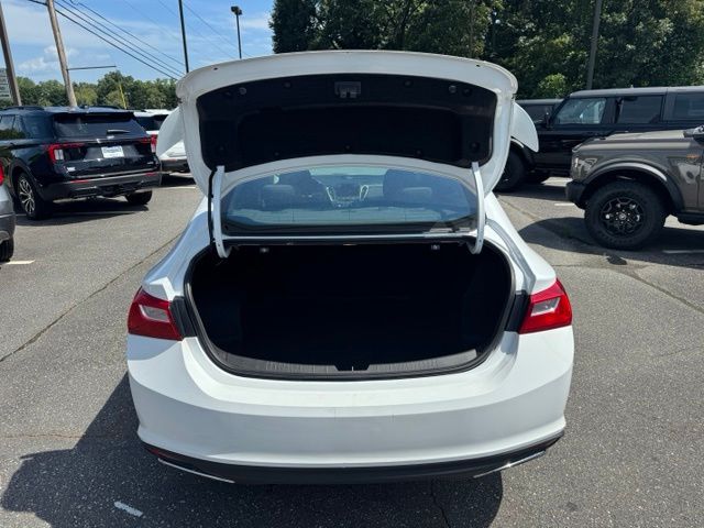 Used 2020 White Chevrolet RS image 7