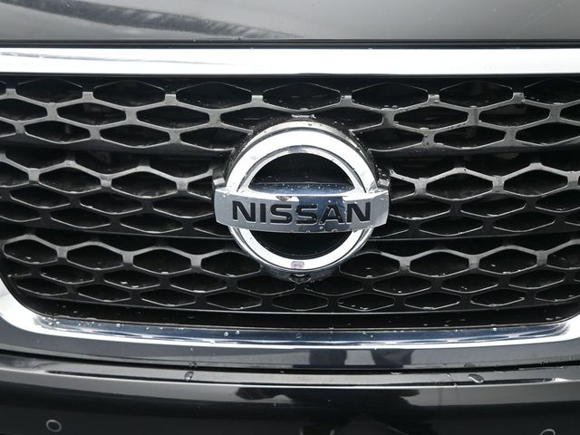 2019 Nissan Armada SL 13