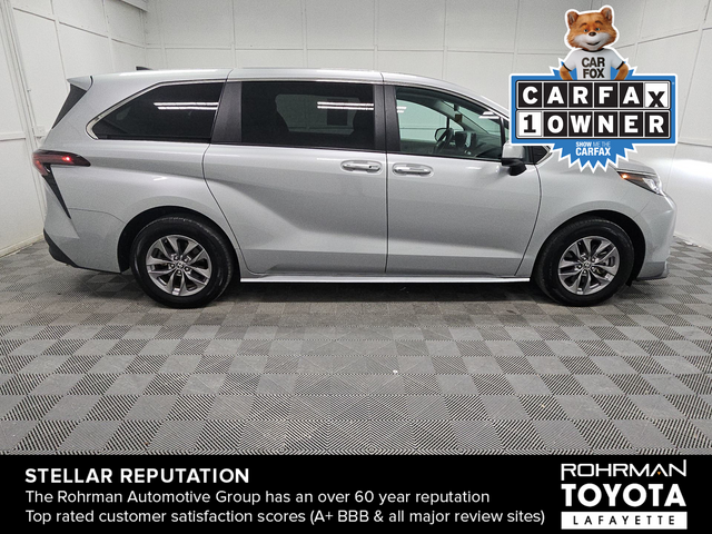 2023 Toyota Sienna XLE 7