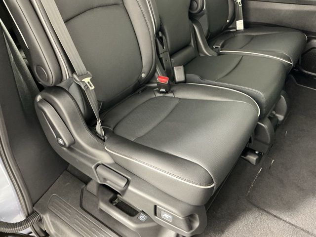 new 2026 Honda Odyssey car, priced at $53,645