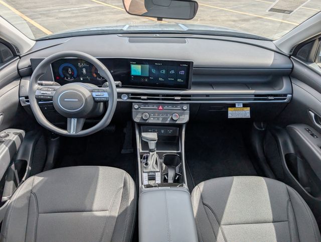 2026 Hyundai Tucson SE Silver at DeMontrond Gulf Freeway