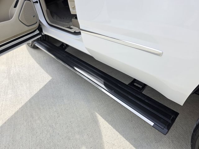 2020 GMC Yukon Denali White at Baytown Hyundai