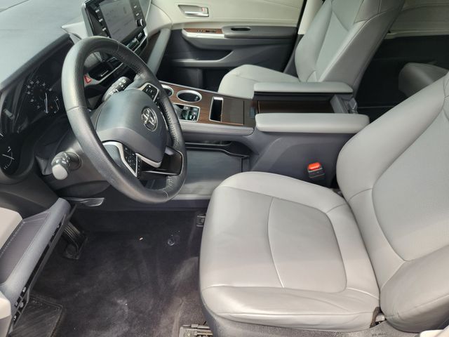 Used 2022 Toyota Sienna Van