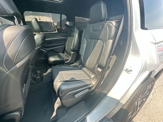 Certified Used 2023 Silver Jeep Overland image 25
