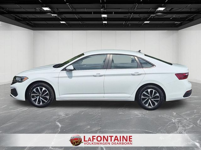 3VW5M7BU1RM012877