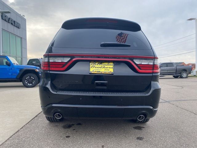2026 Dodge Durango GT HEMI V8 - DB Black Crystal Clearcoat exterior view 6