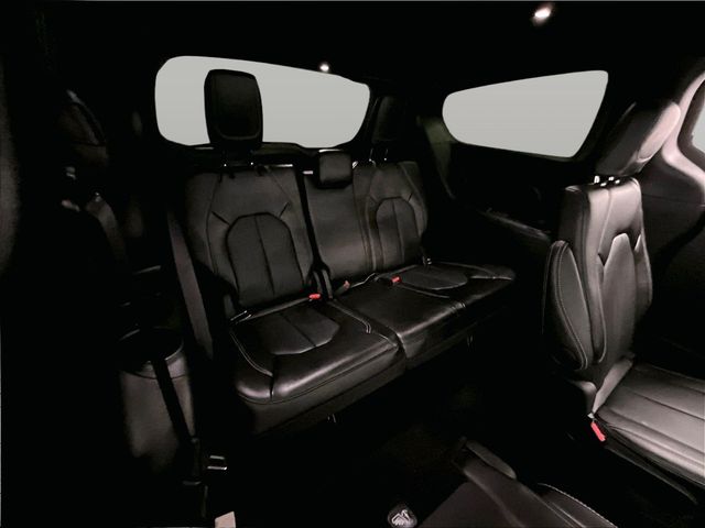 2025 Chrysler Pacifica Select Black at Auto Express Mitsubishi