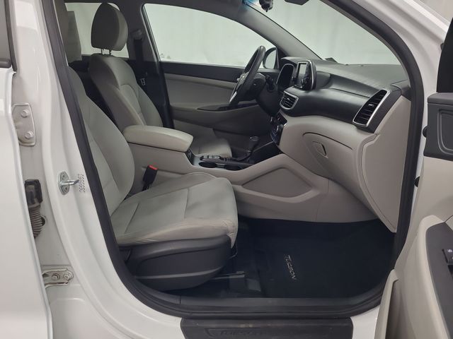 2021 – Hyundai – Tucson