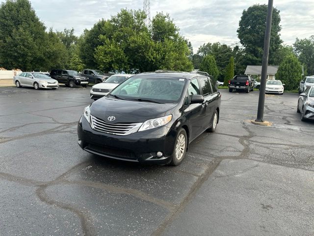 Used 2017 Toyota Sienna Van