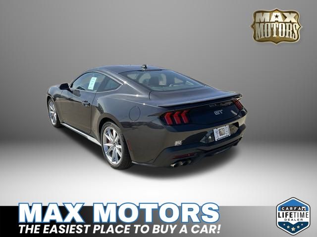 2024 Ford Mustang  5