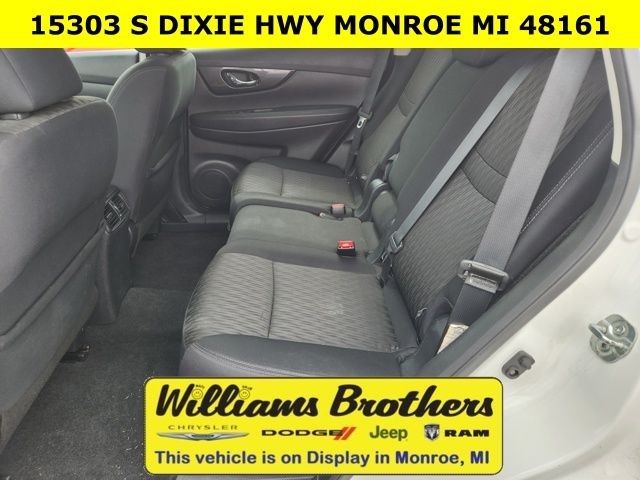 2019 Nissan Rogue SV - Pearl White Tricoat exterior view 13