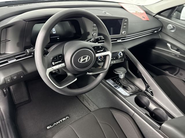 New 2025 Hyundai Elantra Hybrid For Sale in Indianapolis, IN