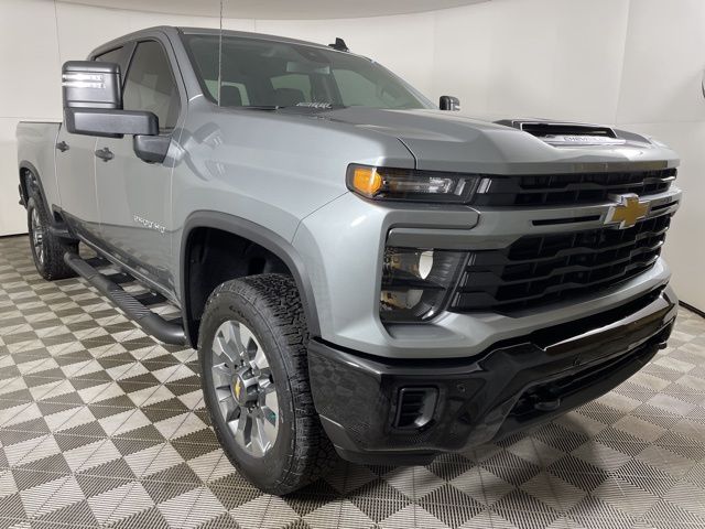 2025 Chevrolet Silverado 2500HD Custom 2