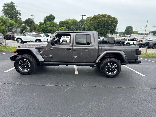 New 2026 Gray Jeep  image 4