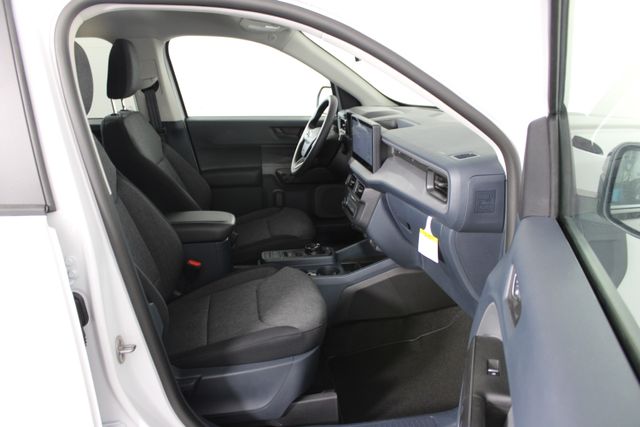2025 Ford Maverick XLT photo