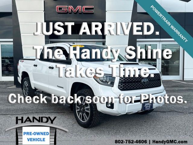 Super White 2018 Toyota Tundra Pickup Truck Four-Wheel Drive 6-Speed Automatic Overdrive