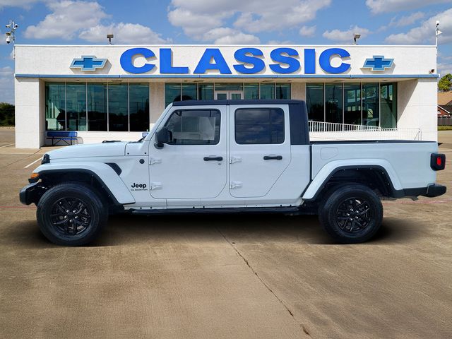 2022 Jeep Gladiator Altitude - 3