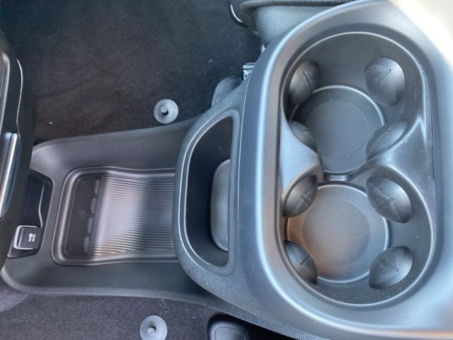 2026 Chrysler Pacifica Select - Bright White Clearcoat exterior view 17